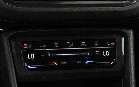 Volkswagen Tiguan II, 2022 год, 2 998 070 рублей, 18 фотография