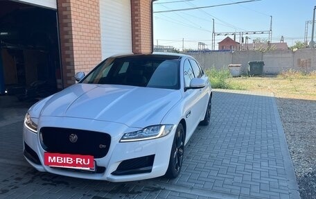 Jaguar XF II, 2016 год, 2 930 000 рублей, 4 фотография