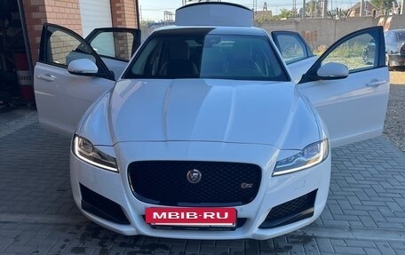 Jaguar XF II, 2016 год, 2 930 000 рублей, 14 фотография