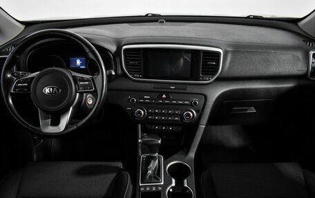 KIA Sportage IV рестайлинг, 2019 год, 2 389 000 рублей, 13 фотография