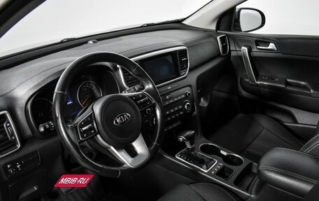 KIA Sportage IV рестайлинг, 2019 год, 2 389 000 рублей, 9 фотография