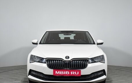 Skoda Superb III рестайлинг, 2020 год, 2 650 000 рублей, 2 фотография