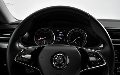 Skoda Superb III рестайлинг, 2020 год, 2 650 000 рублей, 18 фотография