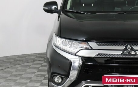Mitsubishi Outlander III рестайлинг 3, 2020 год, 2 649 000 рублей, 13 фотография