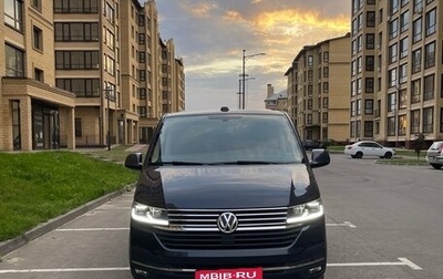 Volkswagen Multivan T6 рестайлинг, 2021 год, 7 250 000 рублей, 1 фотография