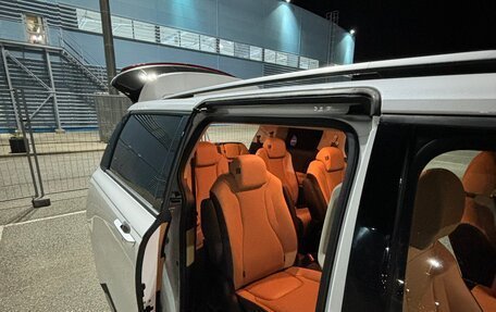 KIA Carnival, 2021 год, 5 000 000 рублей, 35 фотография