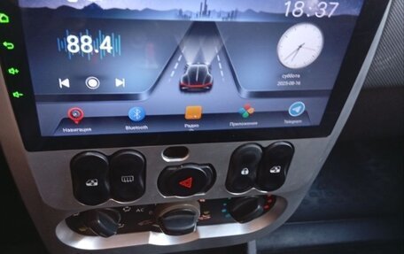 Renault Logan I, 2011 год, 500 000 рублей, 6 фотография