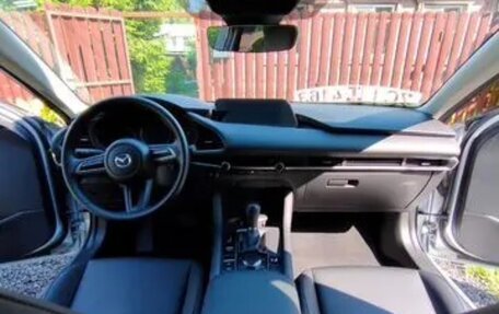 Mazda 3, 2020 год, 1 850 000 рублей, 10 фотография