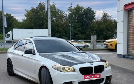 BMW 5 серия, 2012 год, 1 950 000 рублей, 1 фотография