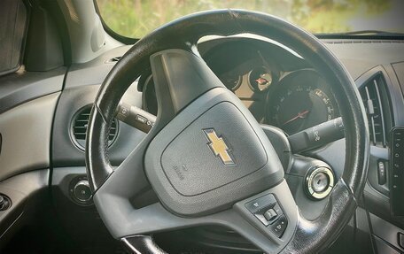 Chevrolet Cruze II, 2013 год, 900 000 рублей, 17 фотография