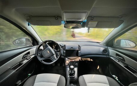 Chevrolet Cruze II, 2013 год, 900 000 рублей, 16 фотография