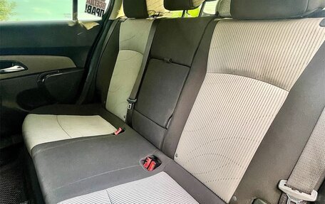 Chevrolet Cruze II, 2013 год, 900 000 рублей, 15 фотография