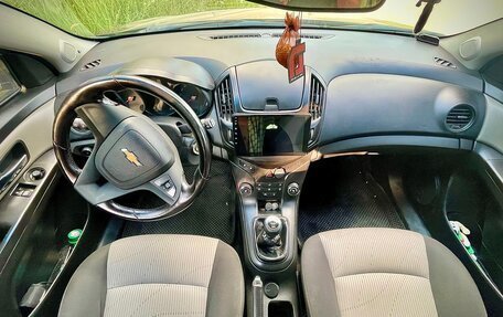 Chevrolet Cruze II, 2013 год, 900 000 рублей, 10 фотография