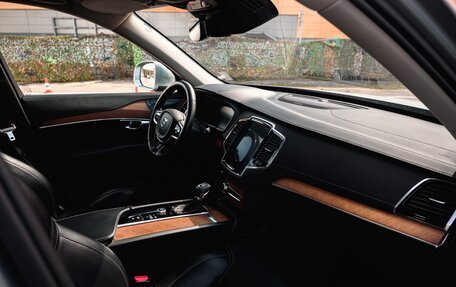 Volvo XC90 II рестайлинг, 2019 год, 4 300 000 рублей, 8 фотография
