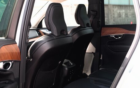 Volvo XC90 II рестайлинг, 2019 год, 4 300 000 рублей, 26 фотография