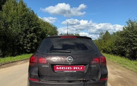 Opel Astra J, 2012 год, 750 000 рублей, 3 фотография