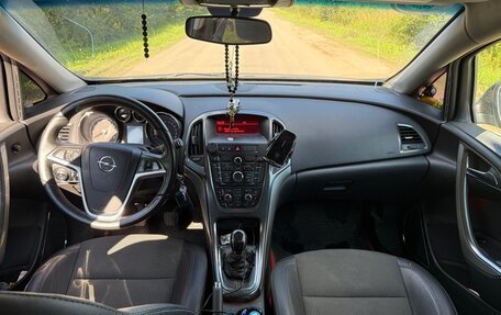 Opel Astra J, 2012 год, 750 000 рублей, 11 фотография