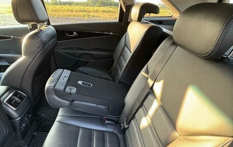 KIA Sorento III Prime рестайлинг, 2017 год, 2 300 000 рублей, 29 фотография