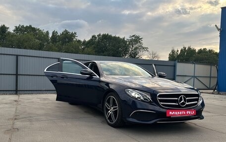 Mercedes-Benz E-Класс, 2020 год, 3 350 000 рублей, 7 фотография