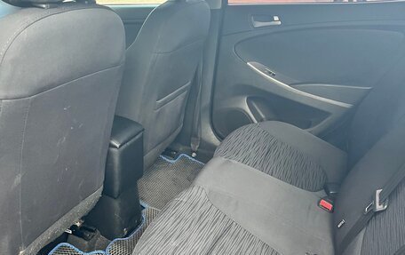 Hyundai Solaris II рестайлинг, 2015 год, 790 000 рублей, 7 фотография
