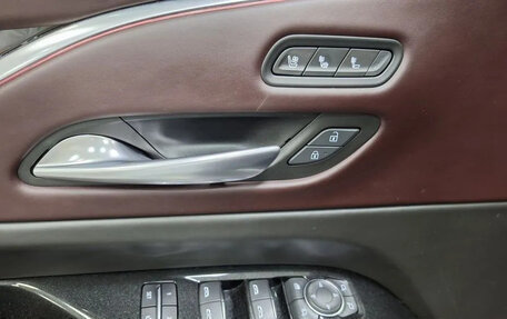 Cadillac Escalade V, 2022 год, 9 500 777 рублей, 12 фотография