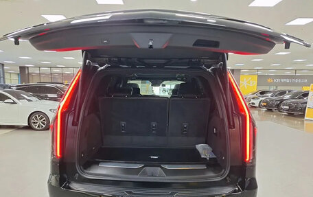 Cadillac Escalade V, 2022 год, 9 500 777 рублей, 20 фотография