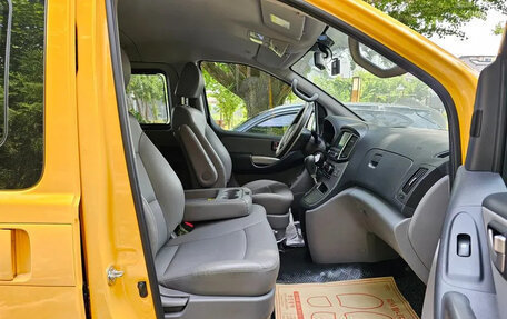 Hyundai Grand Starex Grand Starex I рестайлинг 2, 2020 год, 1 990 000 рублей, 7 фотография
