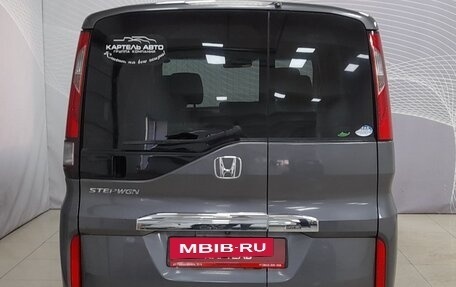 Honda Stepwgn IV, 2019 год, 2 099 000 рублей, 5 фотография