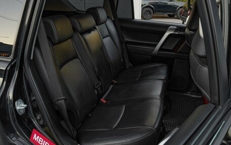 Toyota Land Cruiser Prado 150 рестайлинг 2, 2017 год, 4 000 000 рублей, 7 фотография