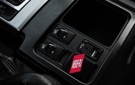 Toyota Land Cruiser Prado 150 рестайлинг 2, 2017 год, 4 000 000 рублей, 20 фотография