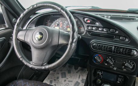 Chevrolet Niva I рестайлинг, 2013 год, 649 000 рублей, 16 фотография