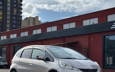 Honda Fit III, 2010 год, 900 000 рублей, 1 фотография