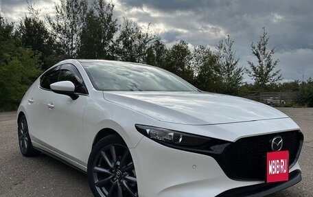 Mazda 3, 2019 год, 1 950 000 рублей, 1 фотография