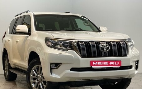 Toyota Land Cruiser Prado 150 рестайлинг 2, 2017 год, 5 200 000 рублей, 4 фотография