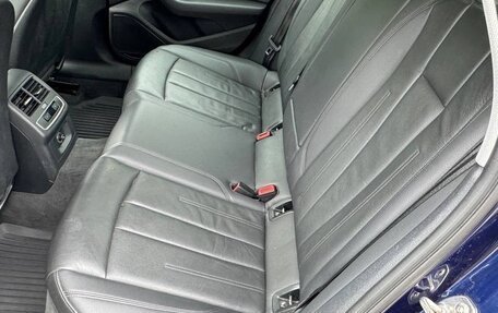 Audi A4, 2018 год, 2 360 000 рублей, 13 фотография