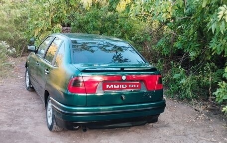 Volkswagen Polo III рестайлинг, 1996 год, 299 000 рублей, 5 фотография