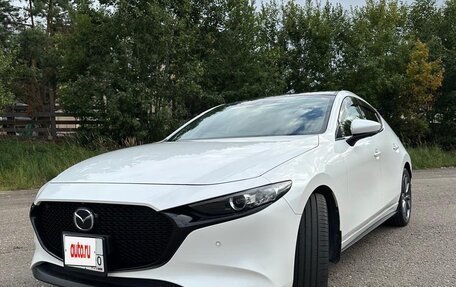 Mazda 3, 2019 год, 1 950 000 рублей, 2 фотография