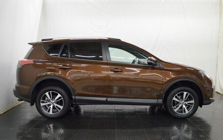 Toyota RAV4, 2016 год, 2 249 000 рублей, 4 фотография
