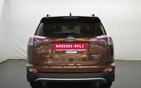Toyota RAV4, 2016 год, 2 249 000 рублей, 6 фотография