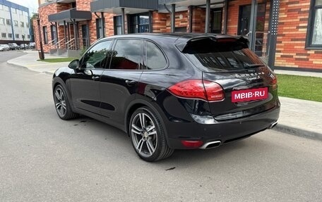Porsche Cayenne III, 2011 год, 2 300 000 рублей, 3 фотография