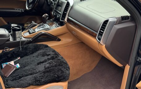 Porsche Cayenne III, 2011 год, 2 300 000 рублей, 10 фотография