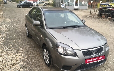 KIA Rio II, 2010 год, 450 000 рублей, 4 фотография