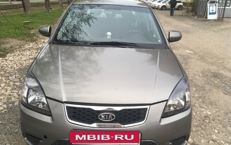 KIA Rio II, 2010 год, 450 000 рублей, 3 фотография