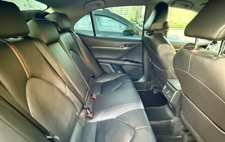 Toyota Camry, 2021 год, 3 170 000 рублей, 7 фотография