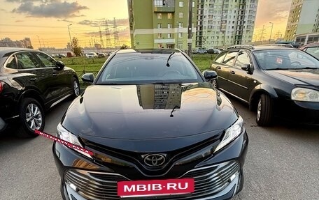 Toyota Camry, 2021 год, 3 170 000 рублей, 4 фотография
