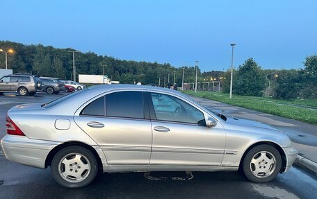 Mercedes-Benz C-Класс, 2001 год, 380 000 рублей, 4 фотография