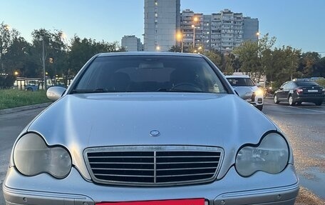 Mercedes-Benz C-Класс, 2001 год, 380 000 рублей, 2 фотография