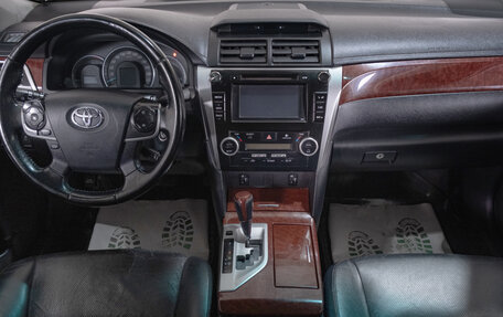 Toyota Camry, 2012 год, 1 499 000 рублей, 9 фотография