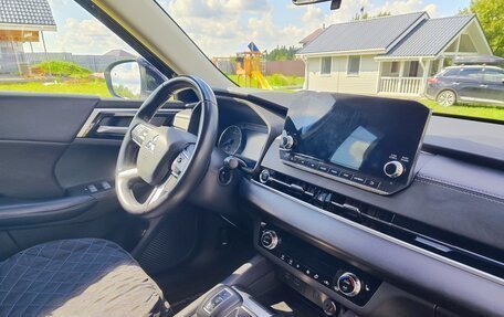 Mitsubishi Outlander, 2021 год, 2 750 000 рублей, 11 фотография