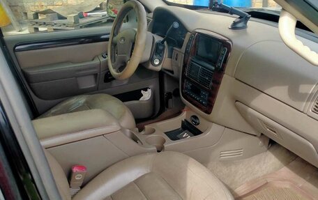 Ford Explorer III, 2003 год, 800 000 рублей, 21 фотография